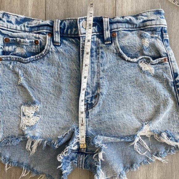 Abercrombie and Fitch Shorts - Picture 5 of 8